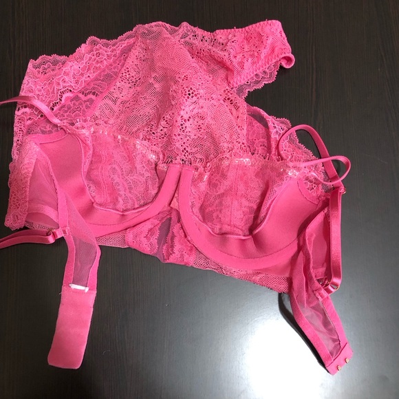 VS very sexy wicked lace cut out teddy in tickle pink not Sz tag could fit Sz S - Picture 10 of 13